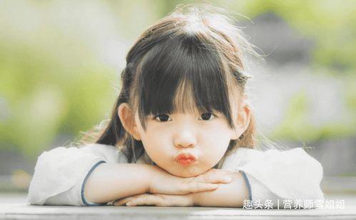 8岁小女孩图片,8岁小女孩的纯真瞬间